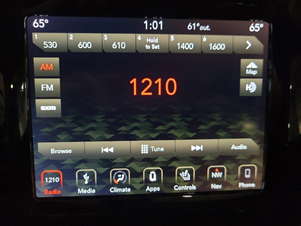 2019 Jeep Cherokee in Williamstown, NJ 8094 - 18058516 25