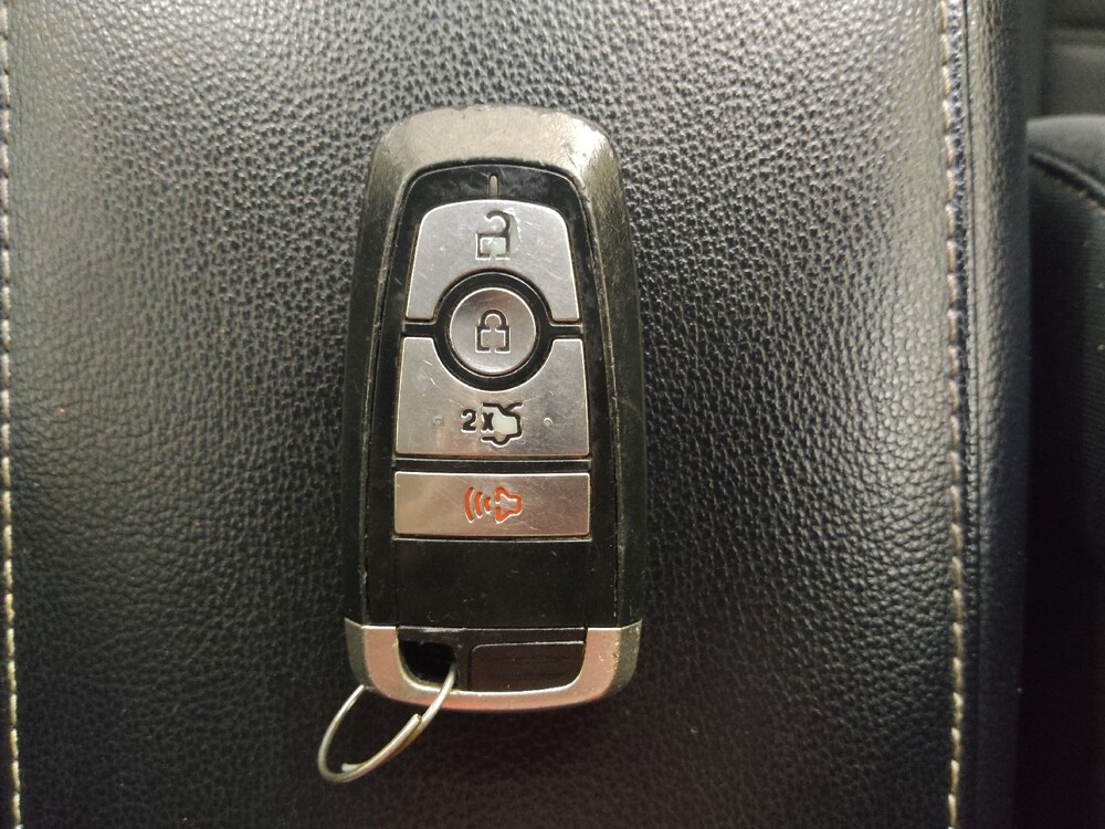 2020 Ford Fusion in Cincinnati, OH 45255 - 18058524 32