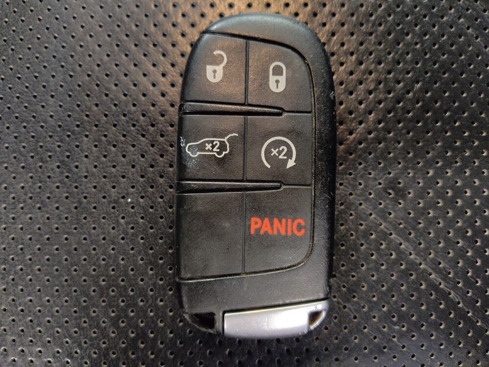 2017 Jeep Grand Cherokee in Baton Rouge, LA 70816 - 18058548 32