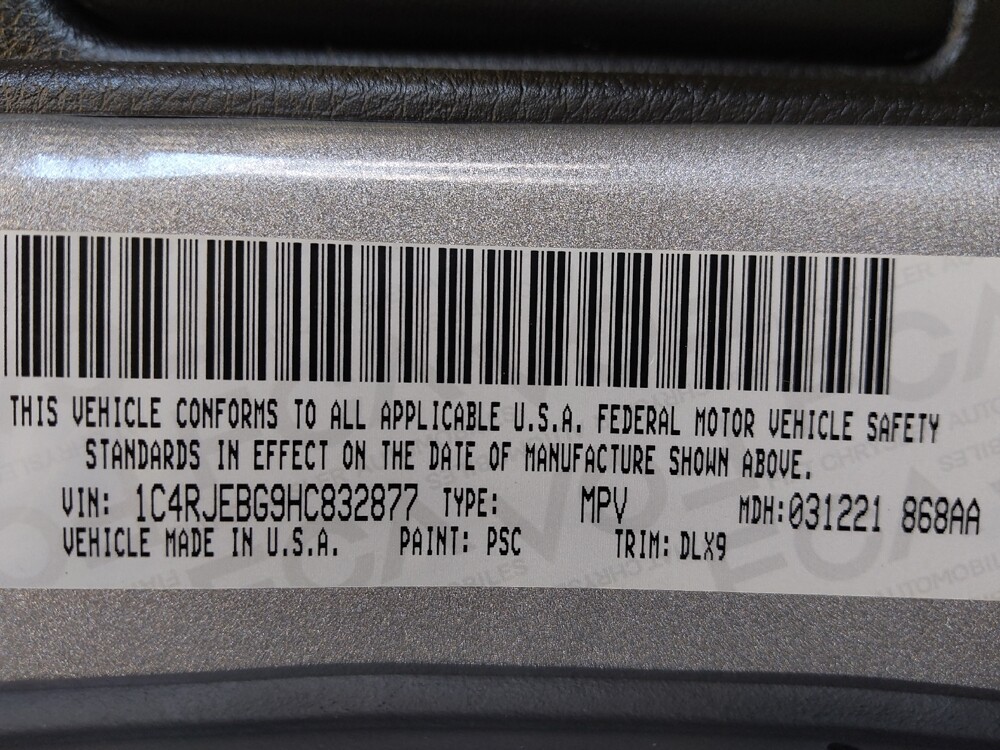 2017 Jeep Grand Cherokee in Baton Rouge, LA 70816 - 18058548 33