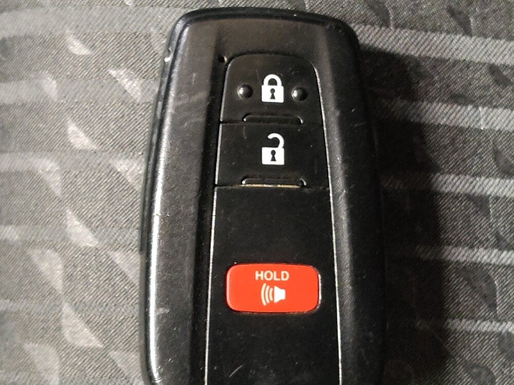 2018 Toyota Prius in Fort Worth, TX 76116 - 18058598 32