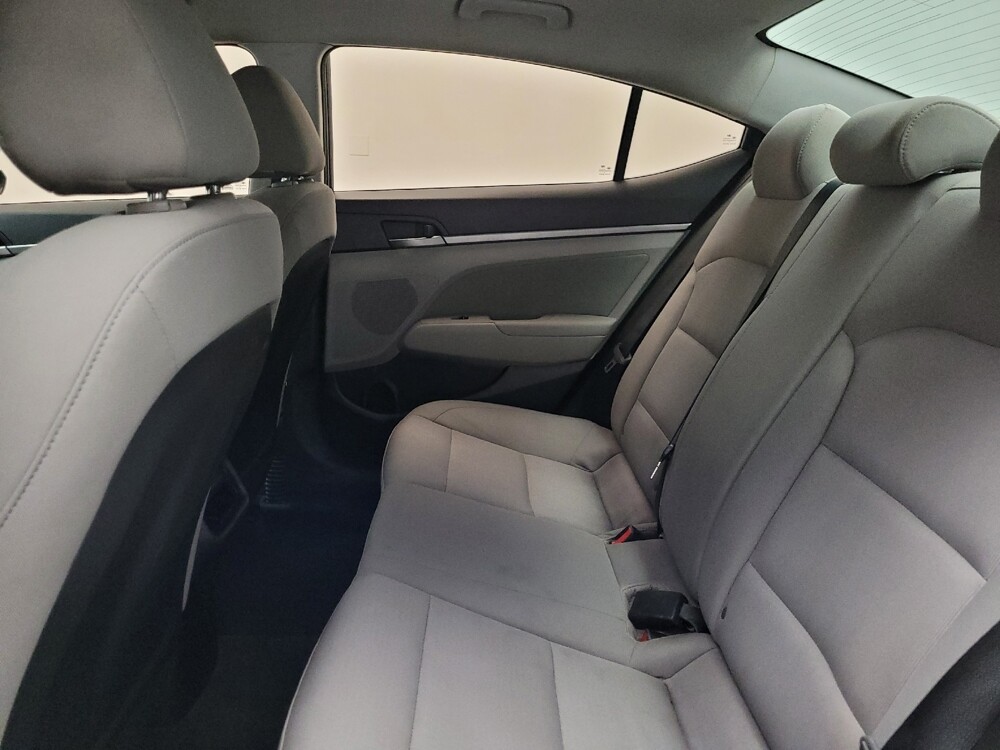 2018 Hyundai Elantra in Lombard, IL 60148 - 18058605 18