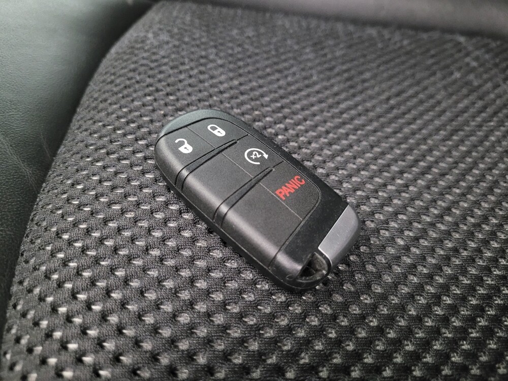 2018 Dodge Journey in Mesa, AZ 85210 - 18058668 32