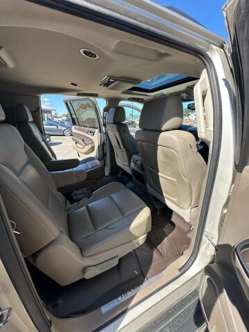 2015 Chevrolet Suburban in Wadena, MN 56482 - 18058719 12