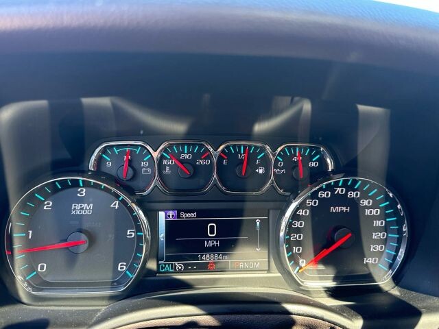 2015 Chevrolet Suburban in Wadena, MN 56482 - 18058719 8