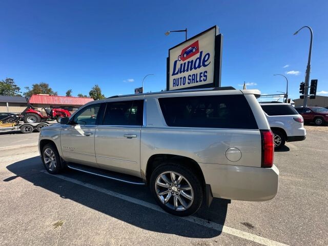 2015 Chevrolet Suburban in Wadena, MN 56482 - 18058719 3