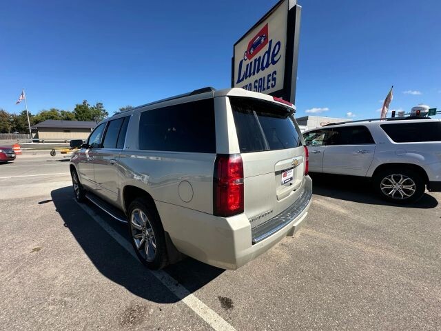 2015 Chevrolet Suburban in Wadena, MN 56482 - 18058719 5