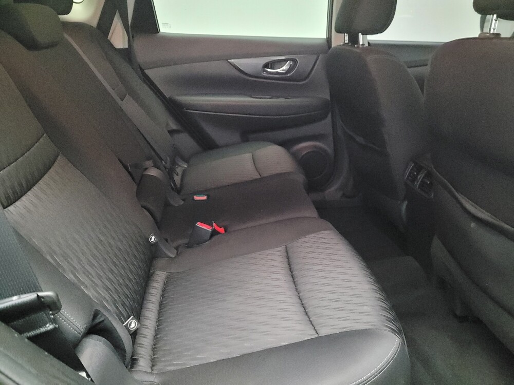 2019 Nissan Rogue in Montclair, CA 91763 - 18058739 19