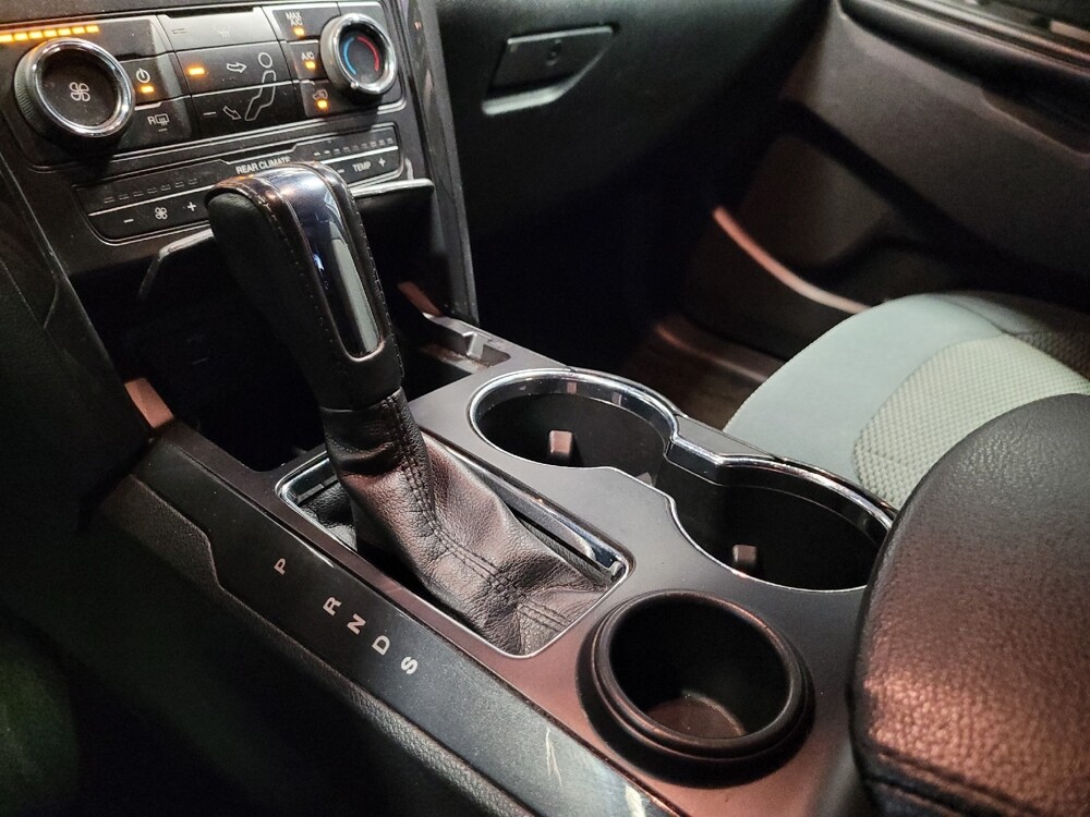 2017 Ford Explorer in Phoenix, AZ 85015 - 18058783 26