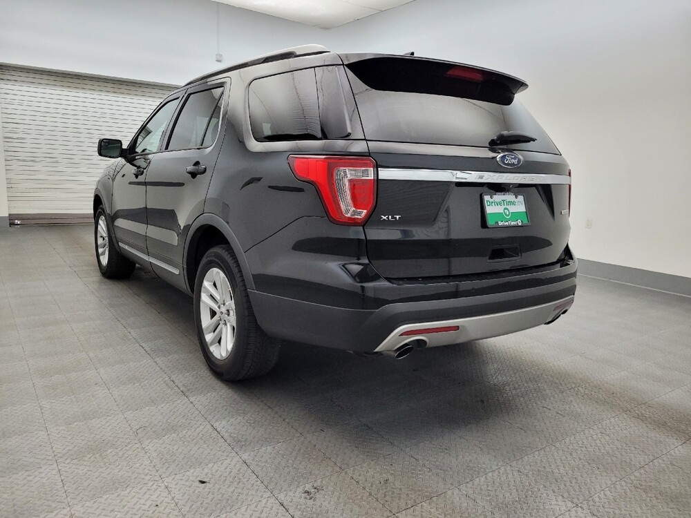 2017 Ford Explorer in Phoenix, AZ 85015 - 18058783 5