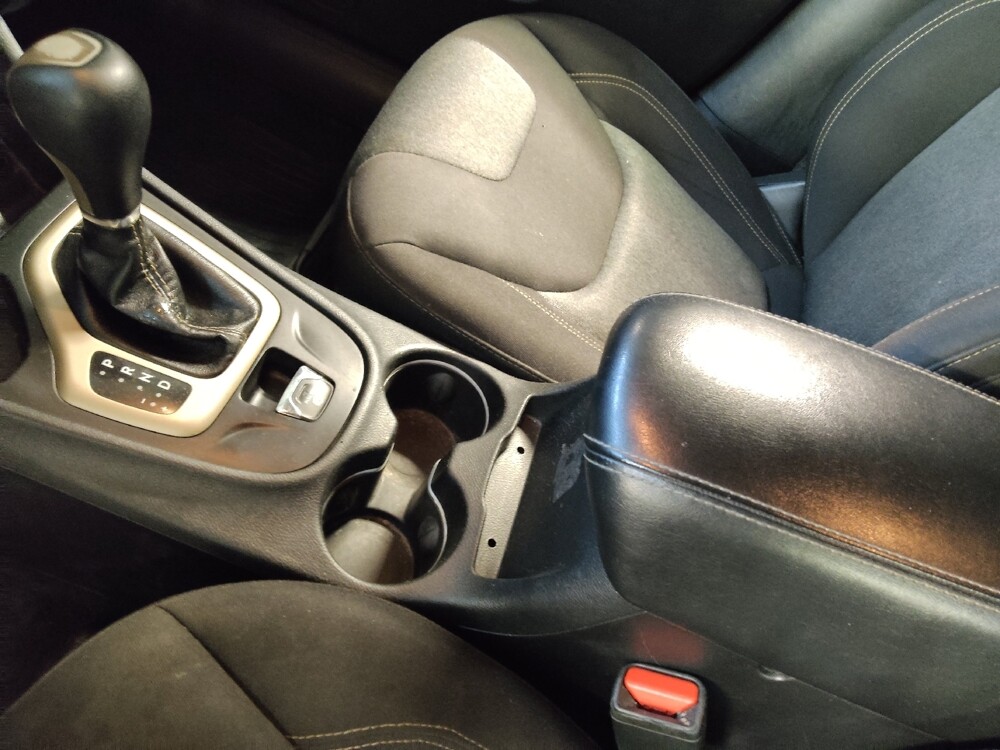 2018 Jeep Cherokee in Greenville, SC 29607 - 18058833 26