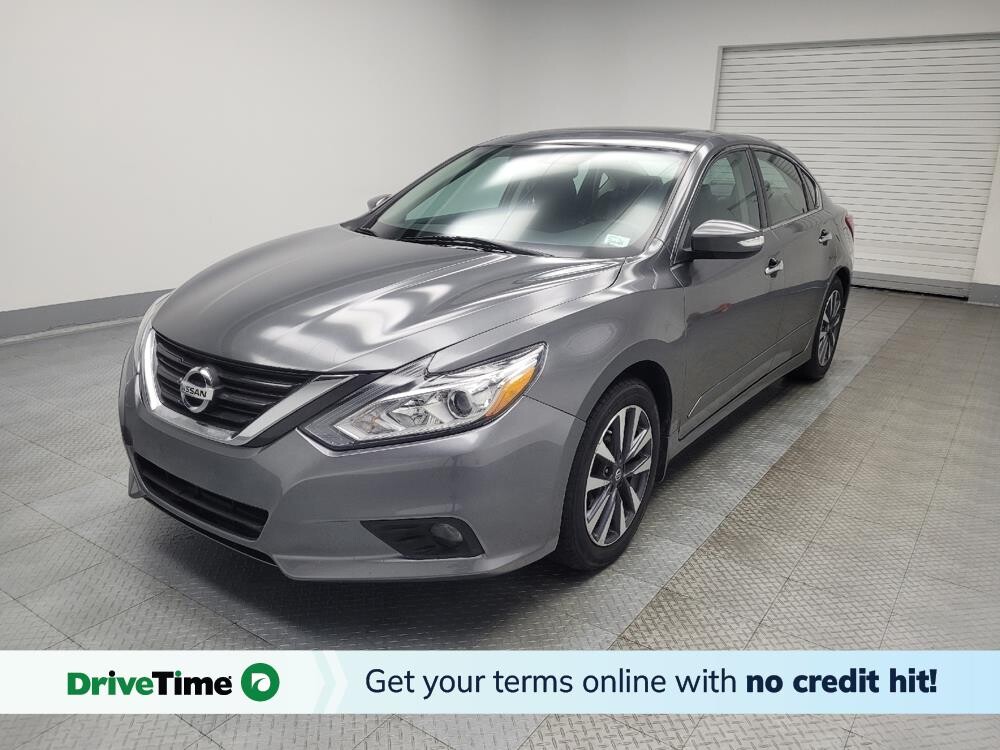 2017 Nissan Altima in Ft Wayne, IN 46805 - 18059024