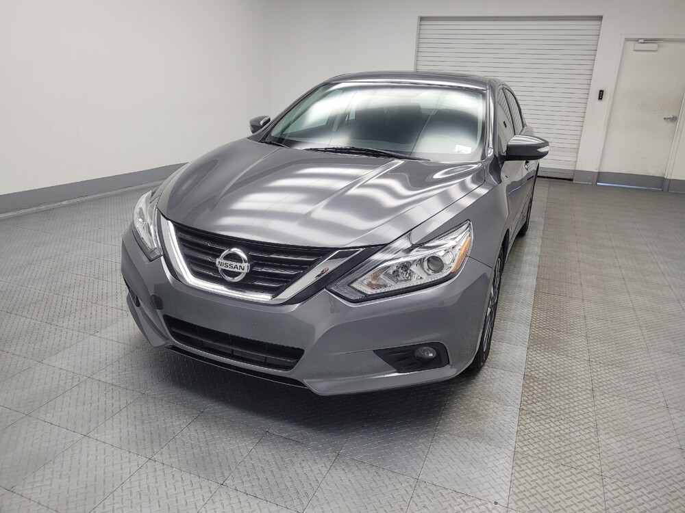 2017 Nissan Altima in Ft Wayne, IN 46805 - 18059024 15