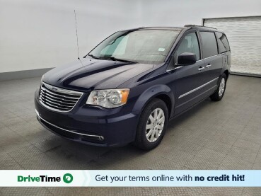 2015 Chrysler Town & Country in New Castle, DE 19720