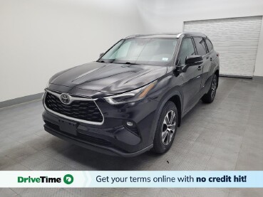 2021 Toyota Highlander in Maple Heights, OH 44137