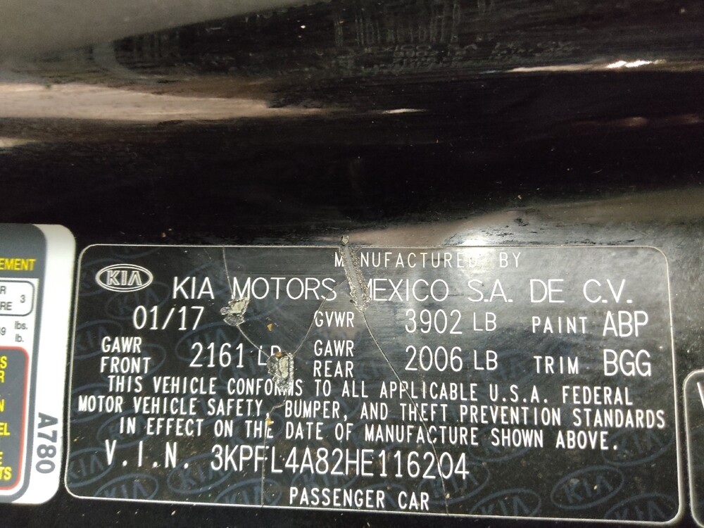 2017 Kia Forte in Plano, TX 75074 - 18059130 33