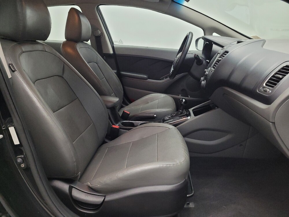 2017 Kia Forte in Plano, TX 75074 - 18059130 21