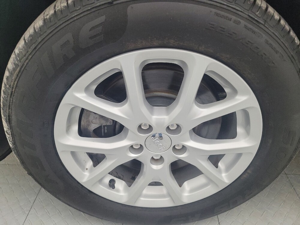 2018 Jeep Cherokee in Lakeland, FL 33815 - 18059144 31