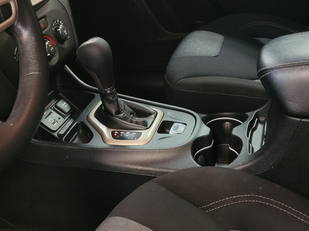 2018 Jeep Cherokee in Lakeland, FL 33815 - 18059144 26