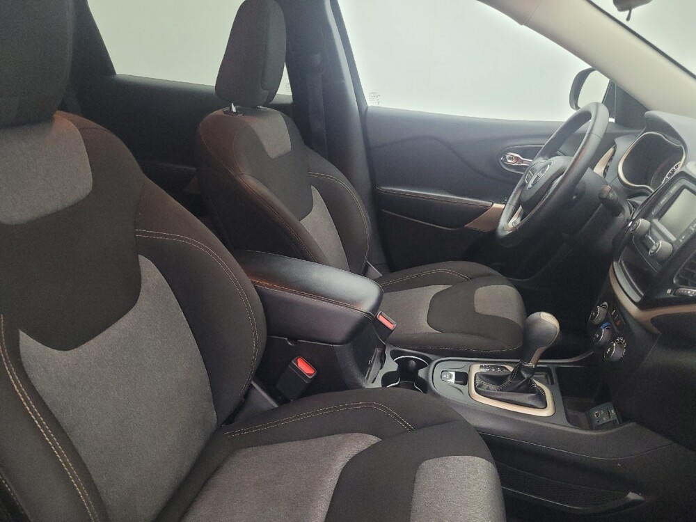 2018 Jeep Cherokee in Lakeland, FL 33815 - 18059144 21