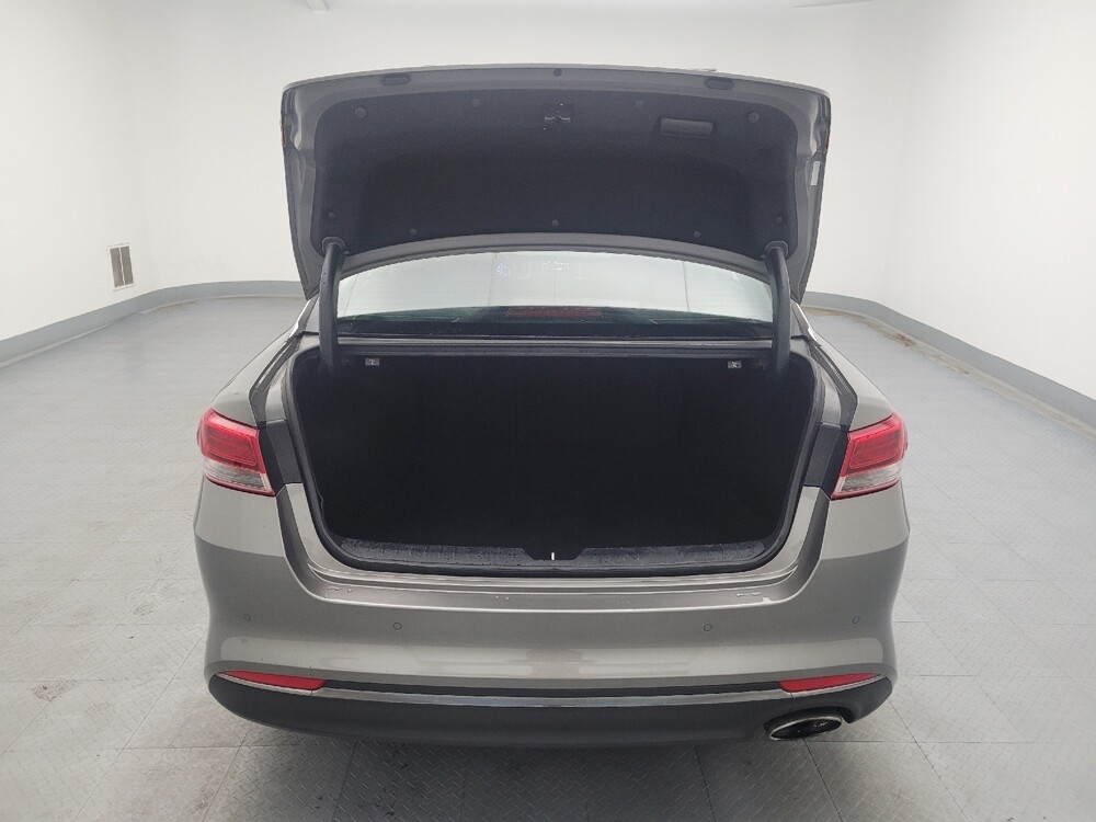 2018 Kia Optima in Lexington, KY 40509 - 18059158 29