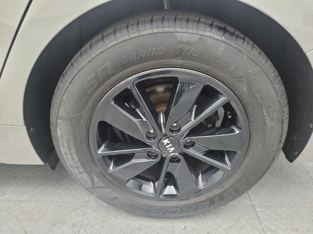 2018 Kia Optima in Lexington, KY 40509 - 18059158 31