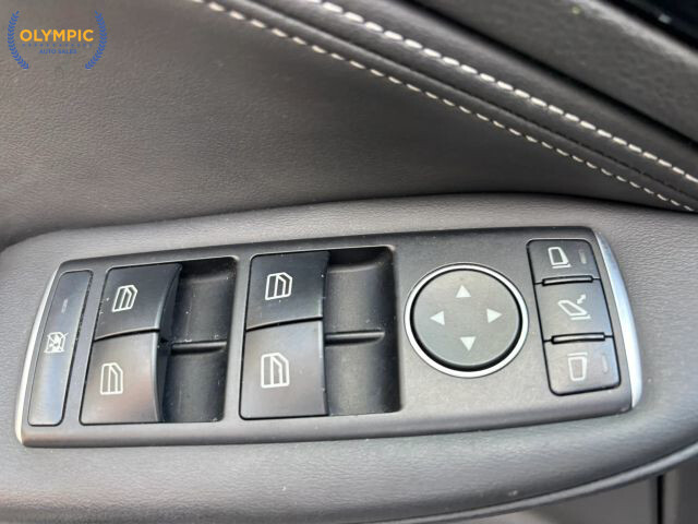 2017 INFINITI QX30 in Decatur, GA 30032 - 18059186 34