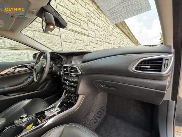 2017 INFINITI QX30 in Decatur, GA 30032 - 18059186 19