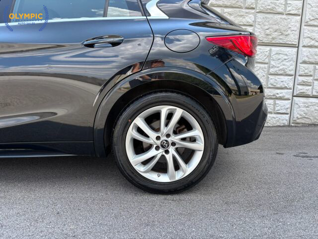 2017 INFINITI QX30 in Decatur, GA 30032 - 18059186 10