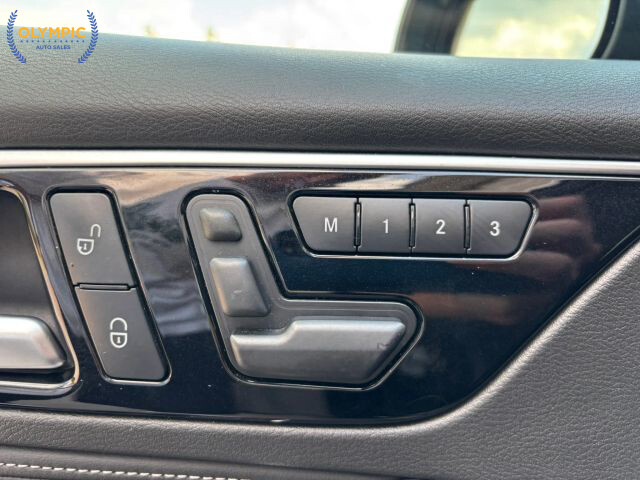 2017 INFINITI QX30 in Decatur, GA 30032 - 18059186 35