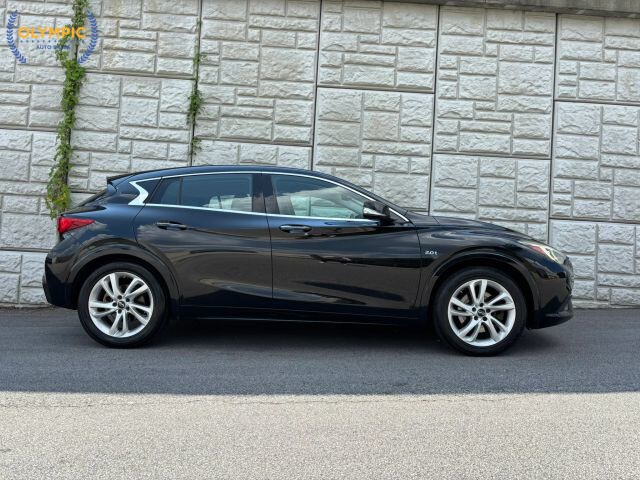 2017 INFINITI QX30 in Decatur, GA 30032 - 18059186 8