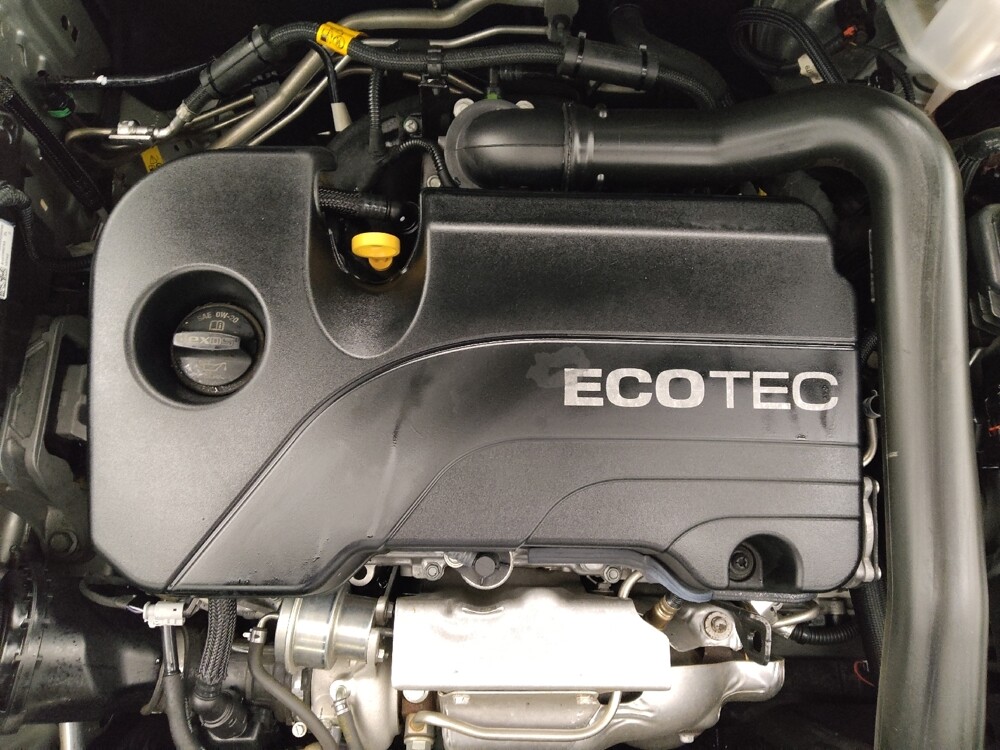 2019 Chevrolet Equinox in Lakewood, CO 80215 - 18059224 30