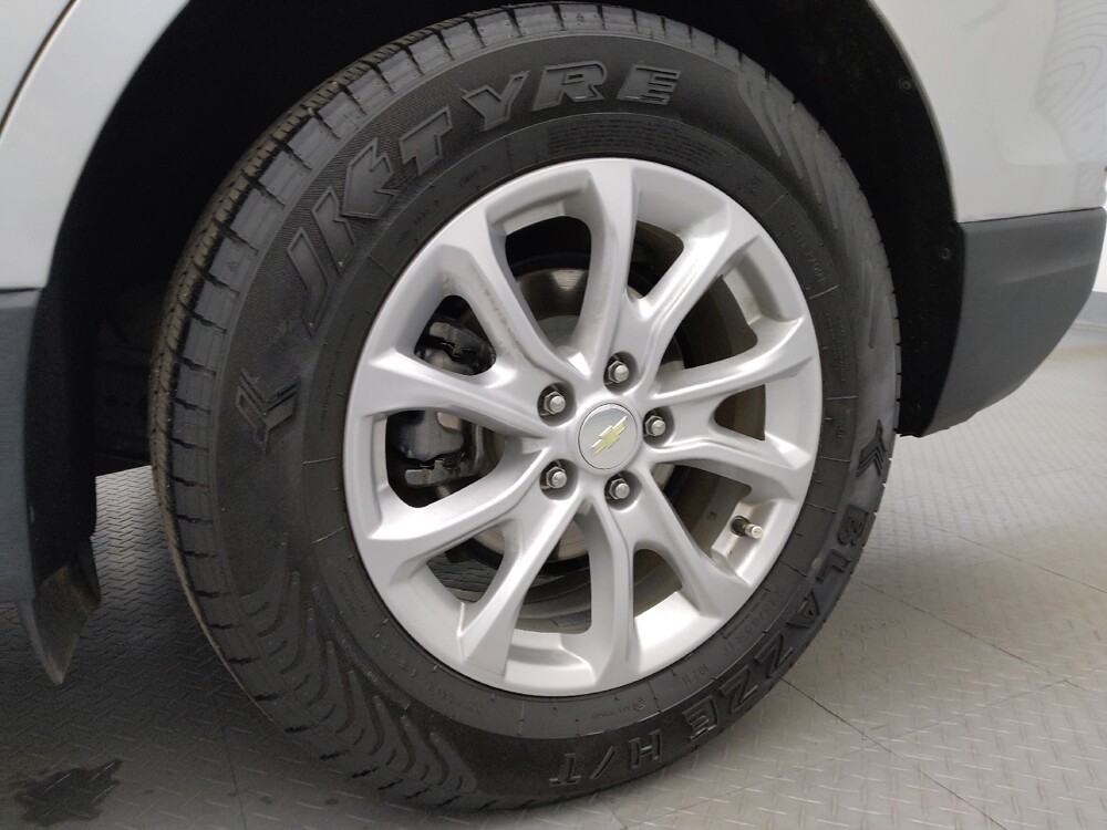 2019 Chevrolet Equinox in Lakewood, CO 80215 - 18059224 31