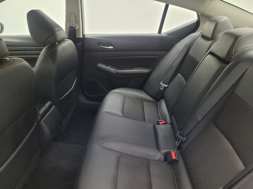 2019 Nissan Altima in Des Moines, IA 50310 - 18059263 18