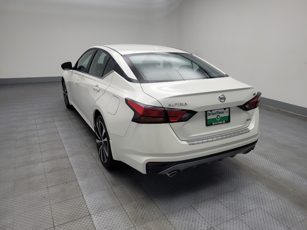 2019 Nissan Altima in Des Moines, IA 50310 - 18059263 5