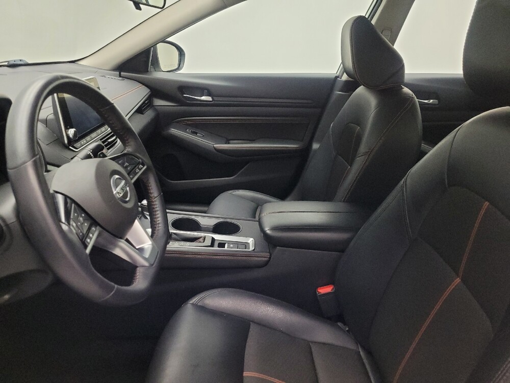 2019 Nissan Altima in Des Moines, IA 50310 - 18059263 17