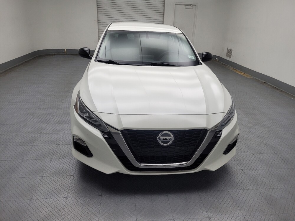 2019 Nissan Altima in Des Moines, IA 50310 - 18059263 14