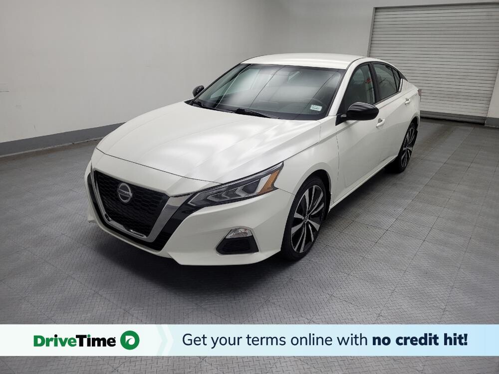 2019 Nissan Altima in Des Moines, IA 50310 - 18059263