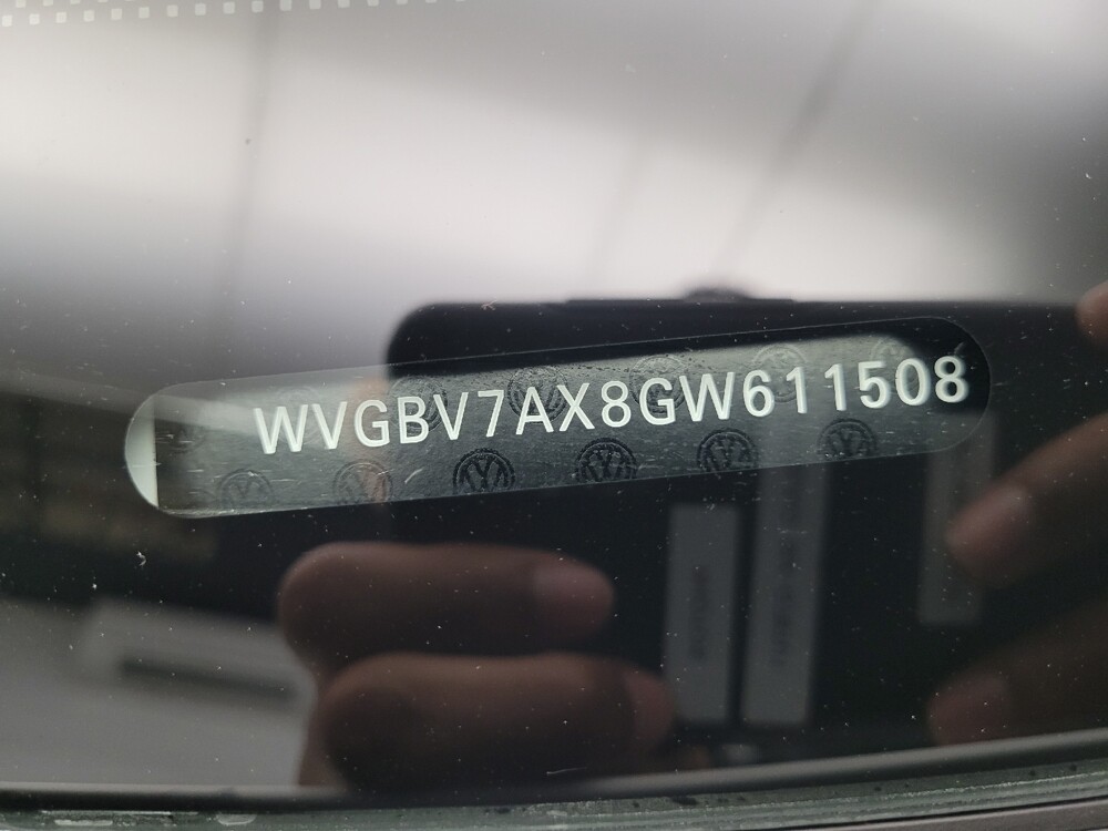 2016 Volkswagen Tiguan in Des Moines, IA 50310 - 18059317 33