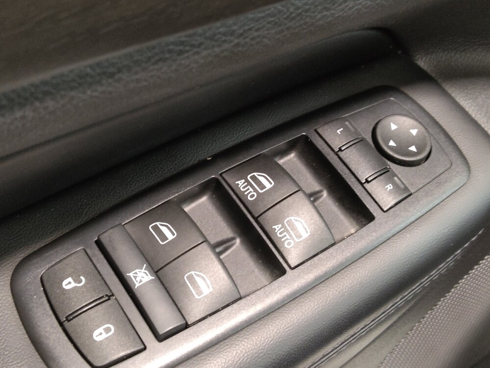 2016 Jeep Grand Cherokee in Lubbock, TX 79424 - 18059341 27