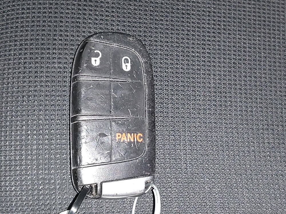 2016 Jeep Grand Cherokee in Lubbock, TX 79424 - 18059341 32