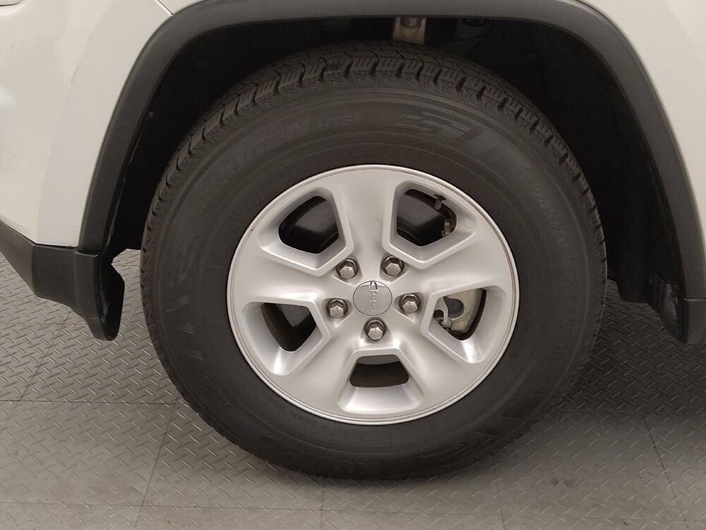 2016 Jeep Grand Cherokee in Lubbock, TX 79424 - 18059341 31