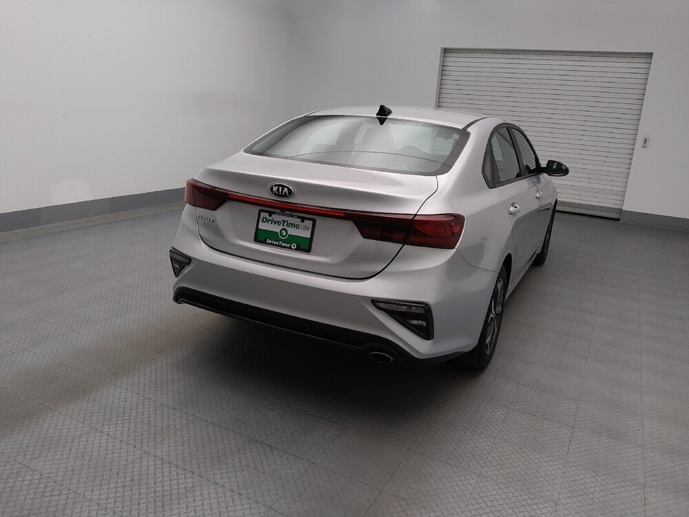 2019 Kia Forte in Lakewood, CO 80215 - 18059371 7