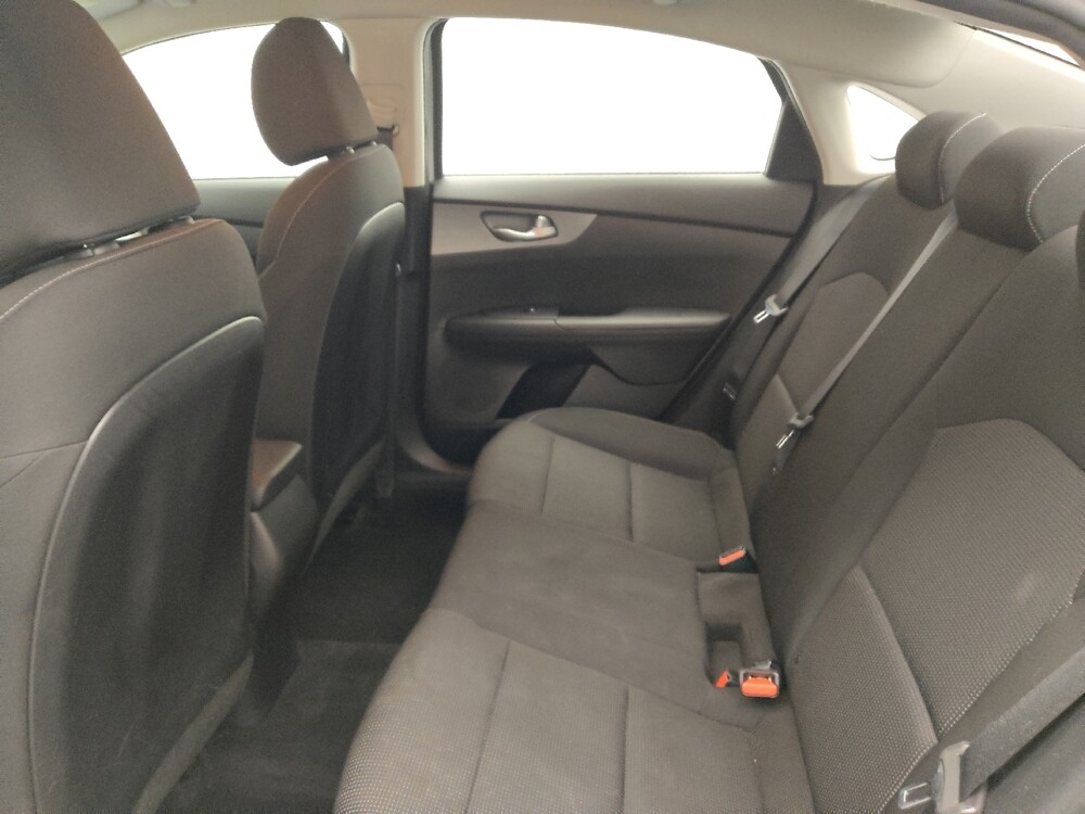2019 Kia Forte in Lakewood, CO 80215 - 18059371 18