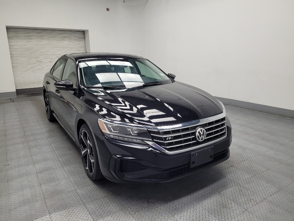 2020 Volkswagen Passat in Las Vegas, NV 89102 - 18059382 13