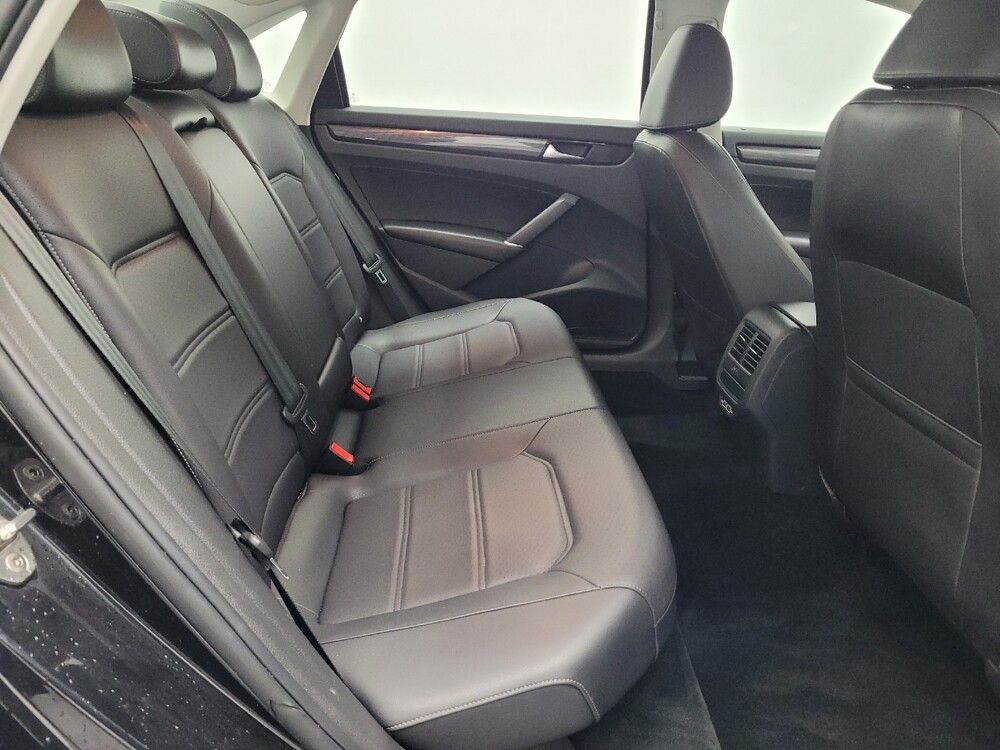 2020 Volkswagen Passat in Las Vegas, NV 89102 - 18059382 19