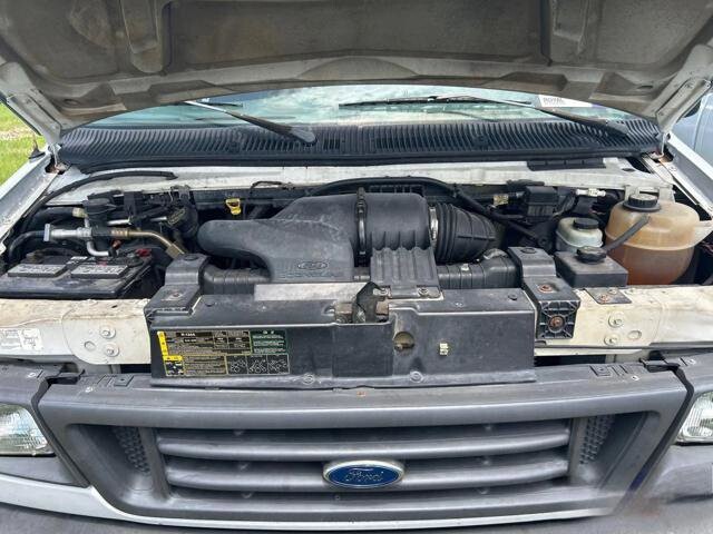 2004 Ford E-350 and Econoline 350 in Blauvelt, NY 10913 - 18059428 14