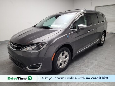 2018 Chrysler Pacifica in Montclair, CA 91763