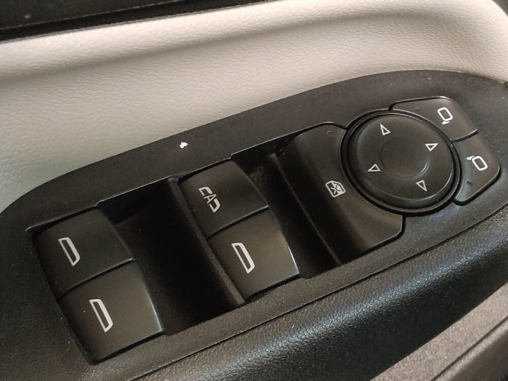 2019 Chevrolet Equinox in El Paso, TX 79907 - 18059487 27