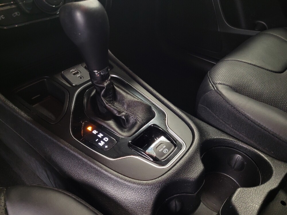 2019 Jeep Cherokee in Lakeland, FL 33815 - 18059506 26